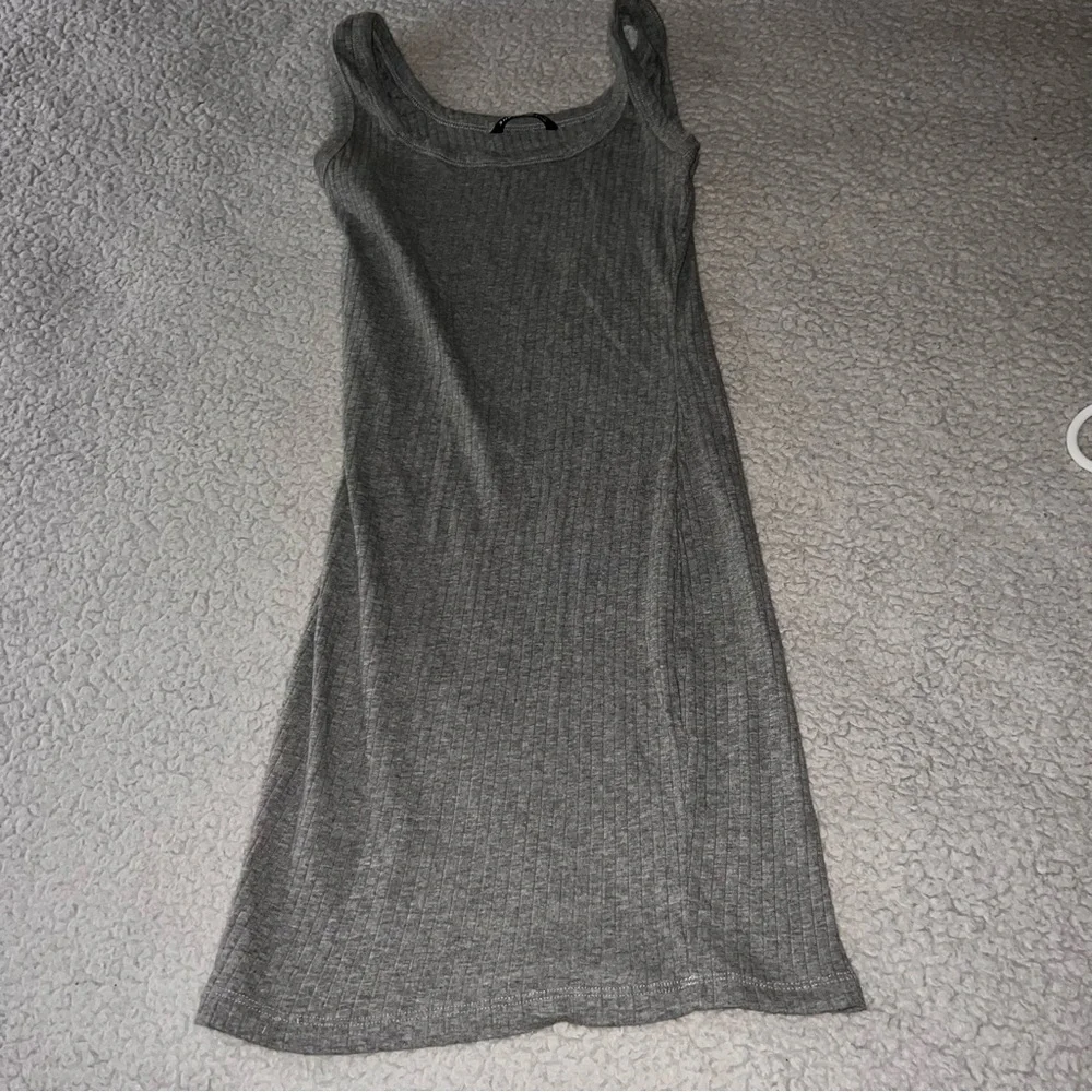 shein - Picture 1 of 4